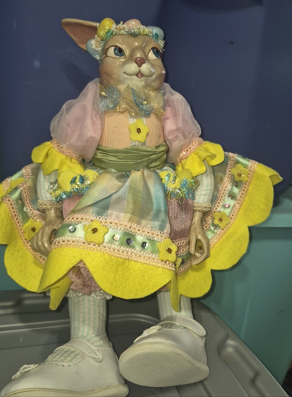 Decorative Rabbit Figurine Colorful - Easter - Picture 11 of 13